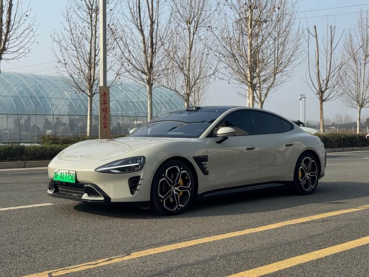 Фото 1 - Xiaomi SU7