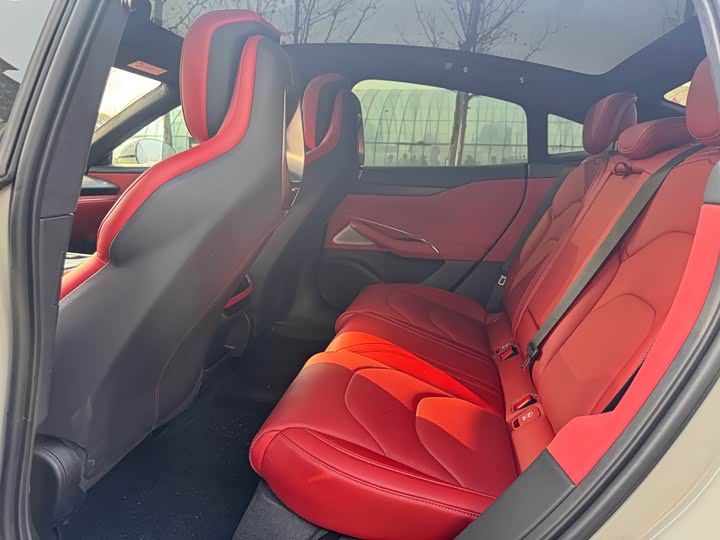 Фото 6 - Xiaomi SU7