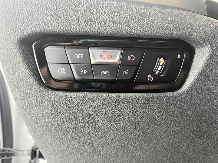 Фото 9 - BMW 3 Series