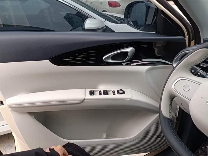 Фото 7 - Geely Galaxy Geome