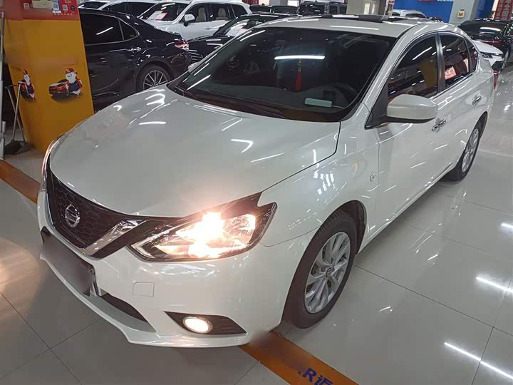 Фото 2 - Nissan Sylphy