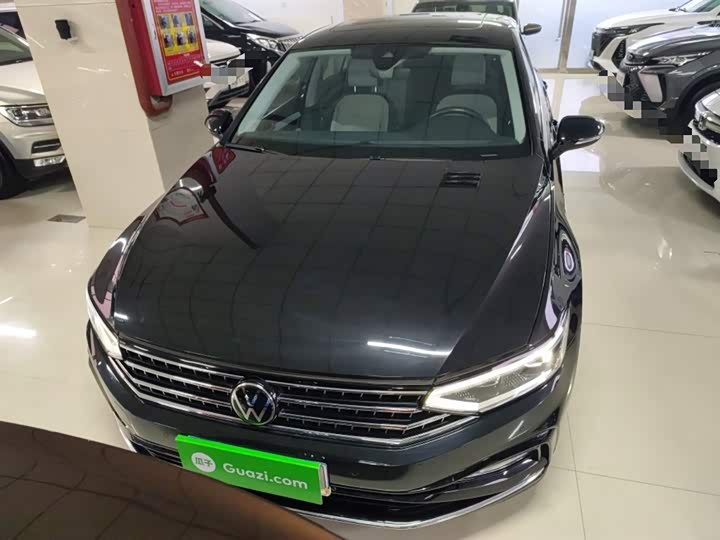 Фото 3 - Volkswagen Magotan