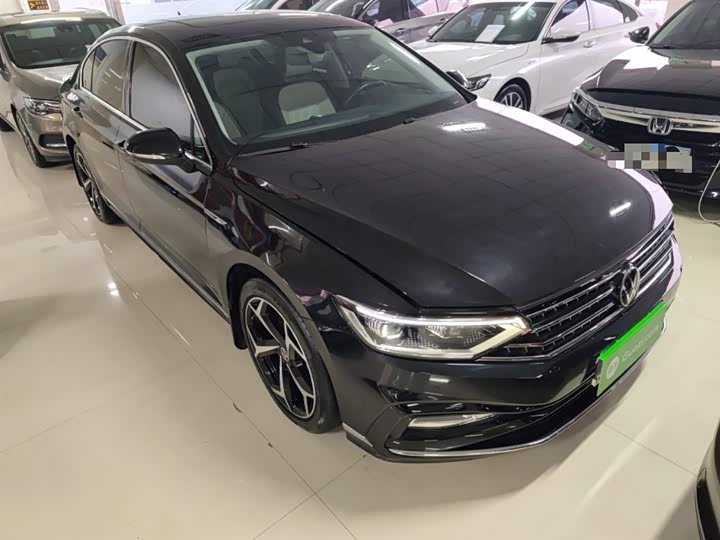 Фото 4 - Volkswagen Magotan