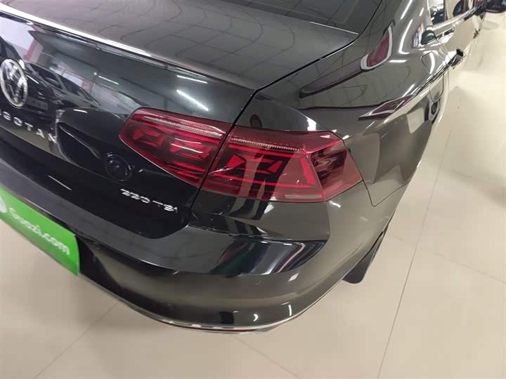 Фото 8 - Volkswagen Magotan