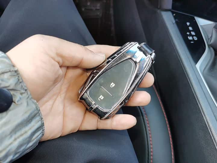 Фото 9 - Chevrolet Orlando