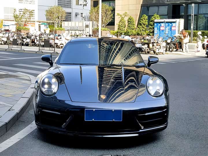 Фото 3 - Porsche 911