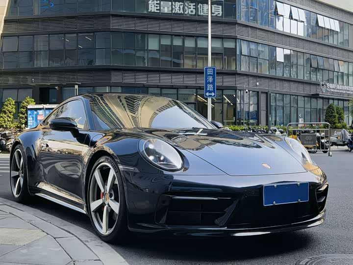 Фото 4 - Porsche 911