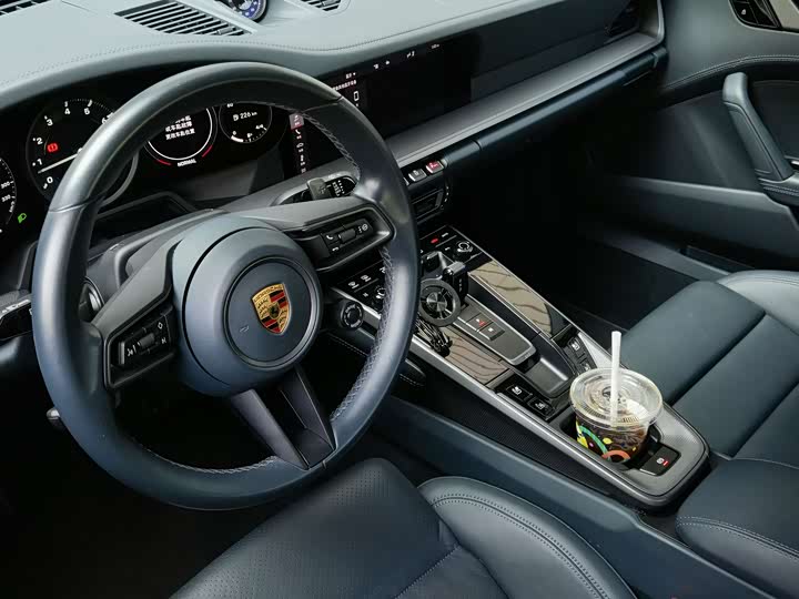 Фото 6 - Porsche 911