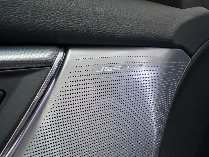 Фото 6 - Cadillac CT5