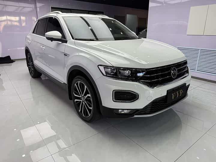 Фото 5 - Volkswagen T-Roc