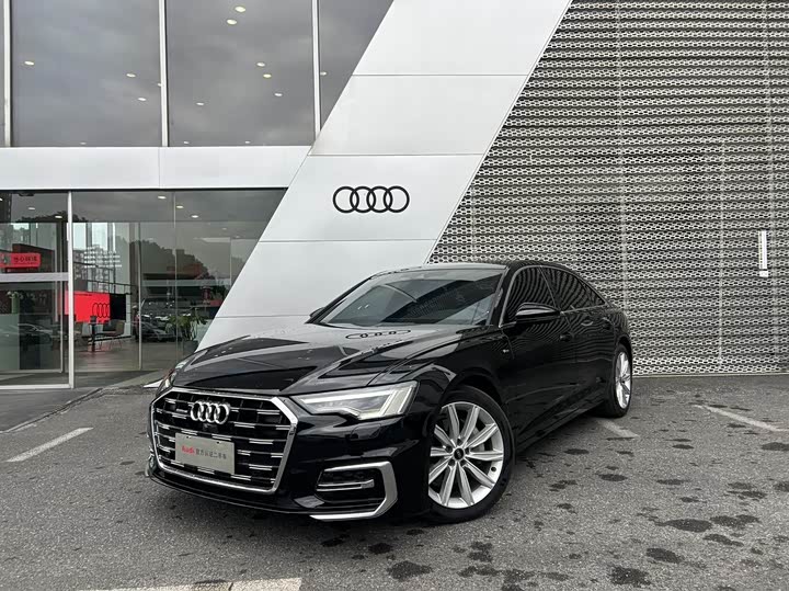 Фото 1 - Audi A6L