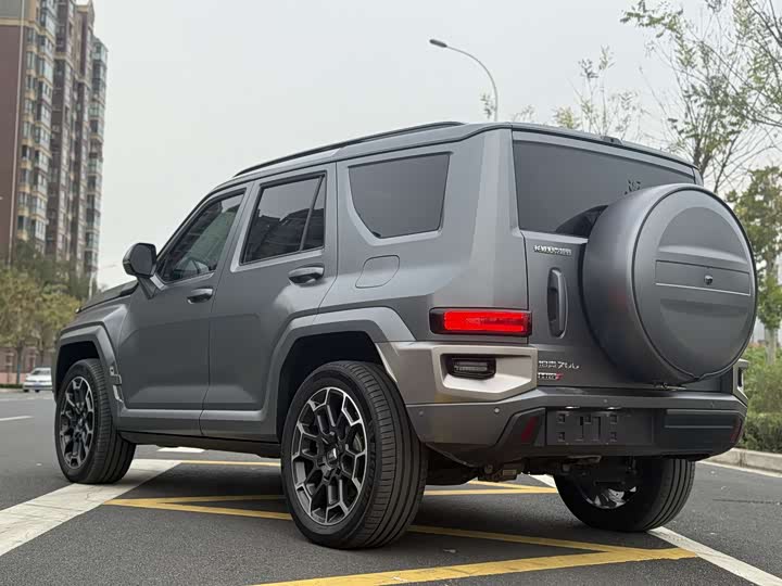 Фото 7 - Tank 700 Hybrid