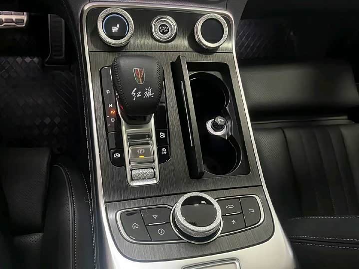 Фото 8 - Hongqi H9