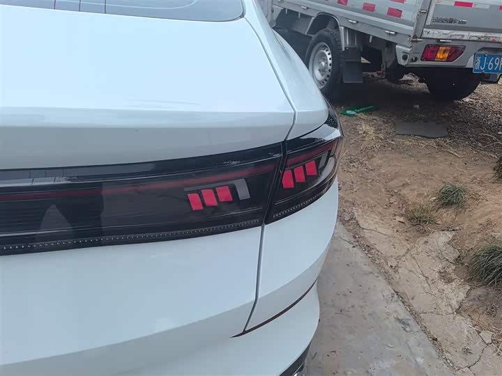 Фото 8 - Volkswagen Lamando L