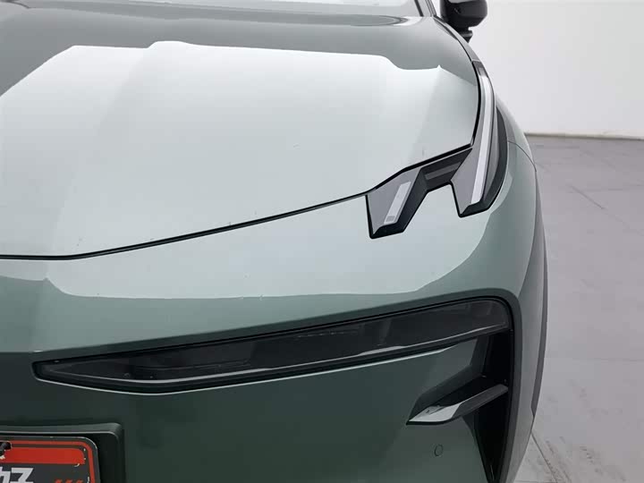 Фото 7 - Zeekr X