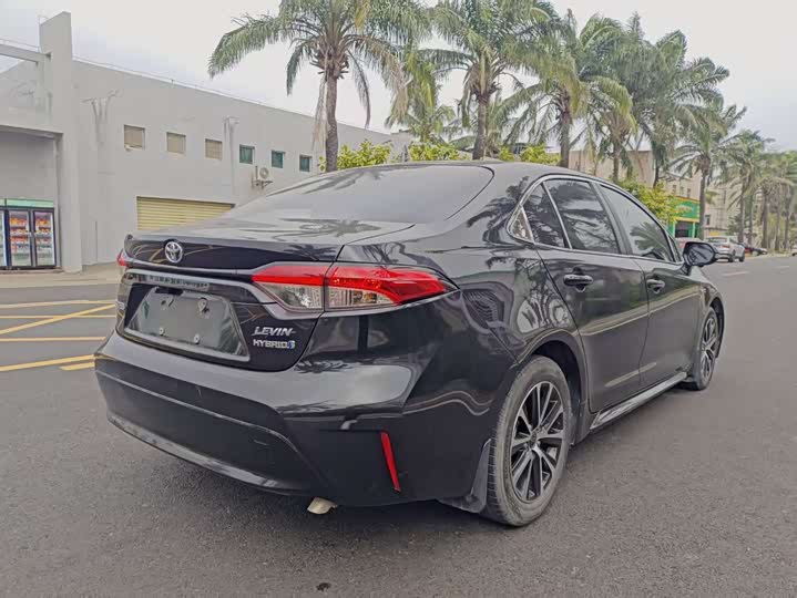 Фото 4 - Toyota Levin