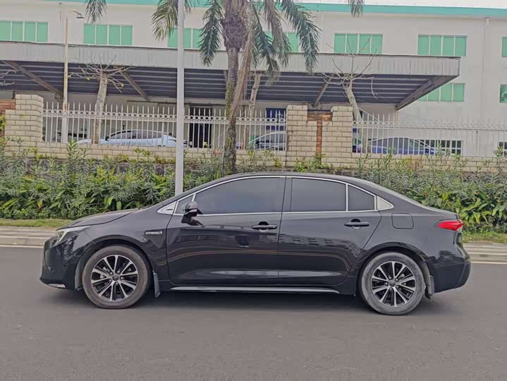 Фото 5 - Toyota Levin