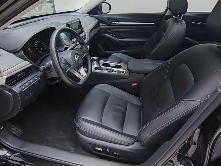 Фото 5 - Nissan Teana