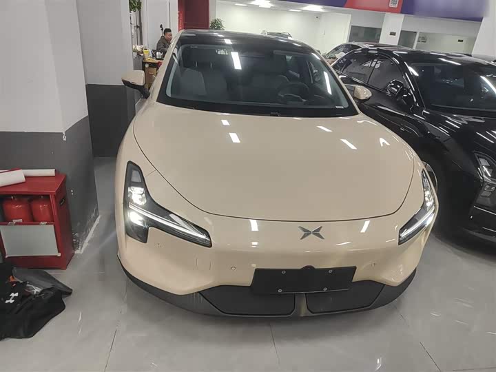 Фото 3 - XPeng Mona M03