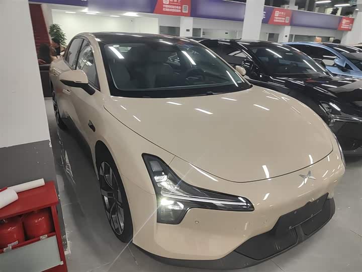 Фото 4 - XPeng Mona M03