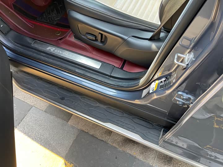 Фото 7 - Land Rover Discovery Sport