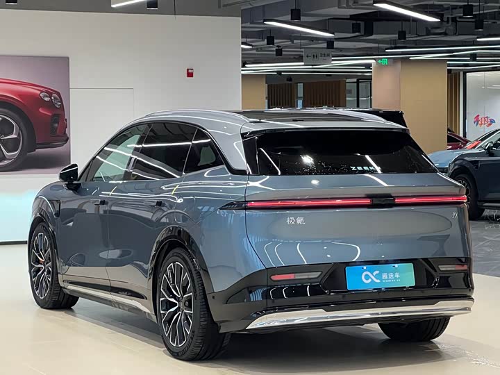 Фото 5 - Zeekr 7X