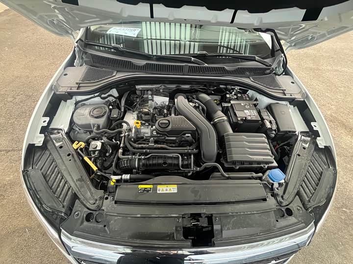 Фото 8 - Volkswagen Sagitar L