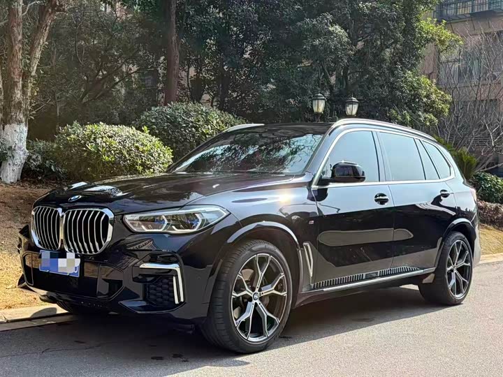 Фото 2 - BMW X5