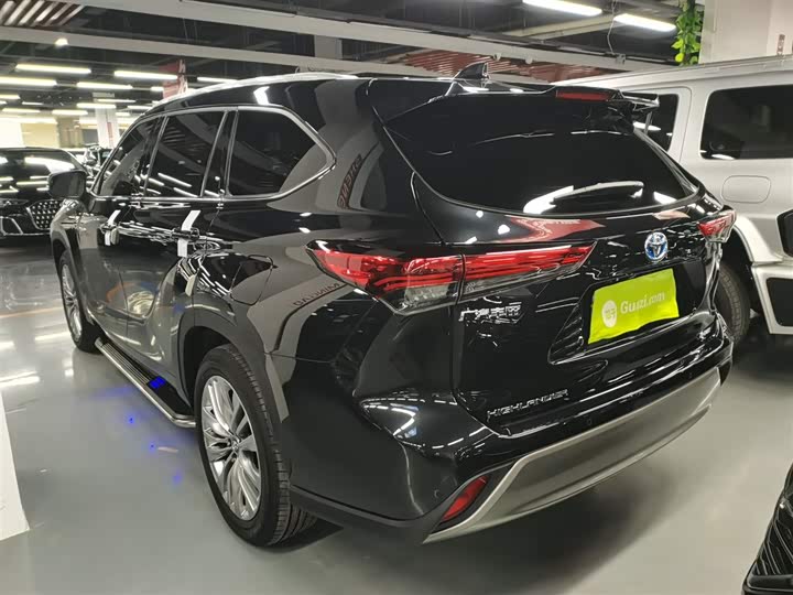 Фото 5 - Toyota Highlander