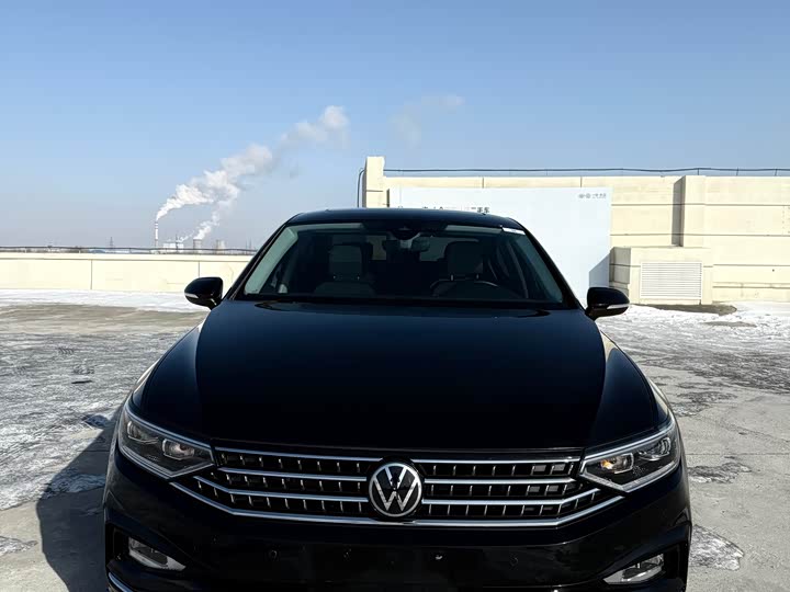 Фото 2 - Volkswagen Magotan