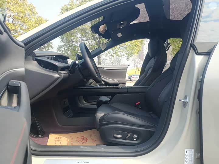 Фото 4 - Xiaomi SU7