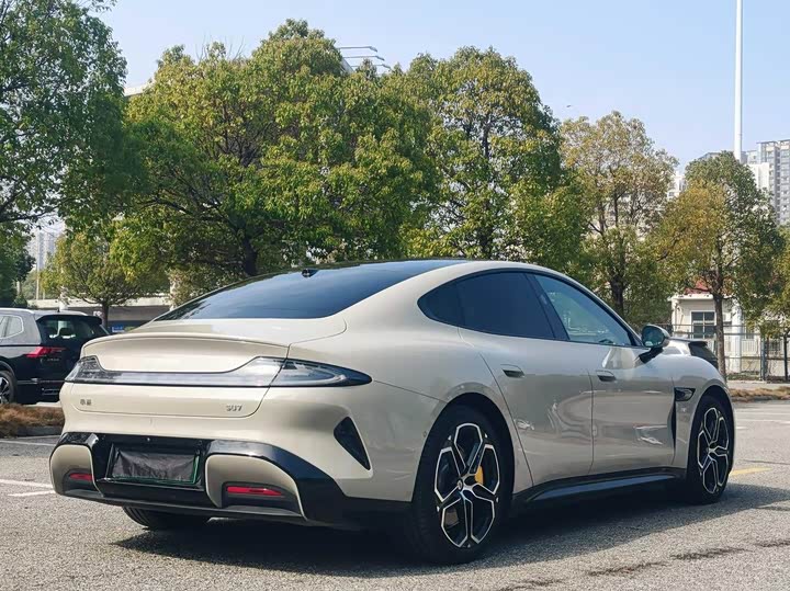 Фото 9 - Xiaomi SU7