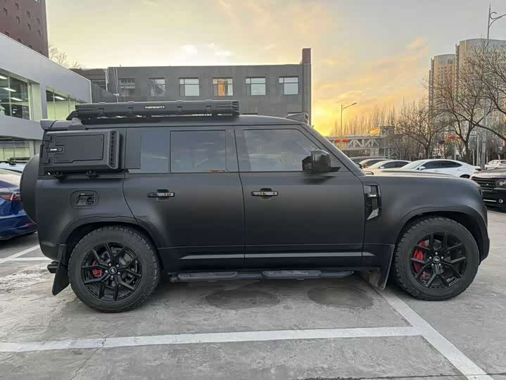 Фото 4 - Land Rover Defender