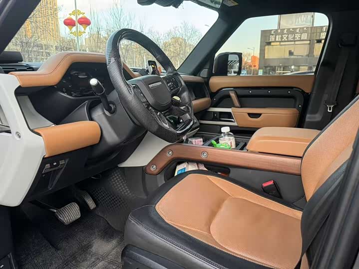 Фото 7 - Land Rover Defender