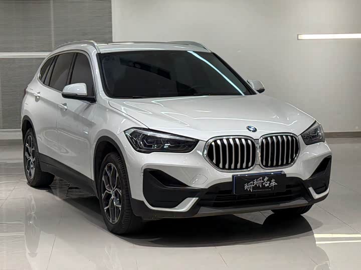 Фото 3 - BMW X1