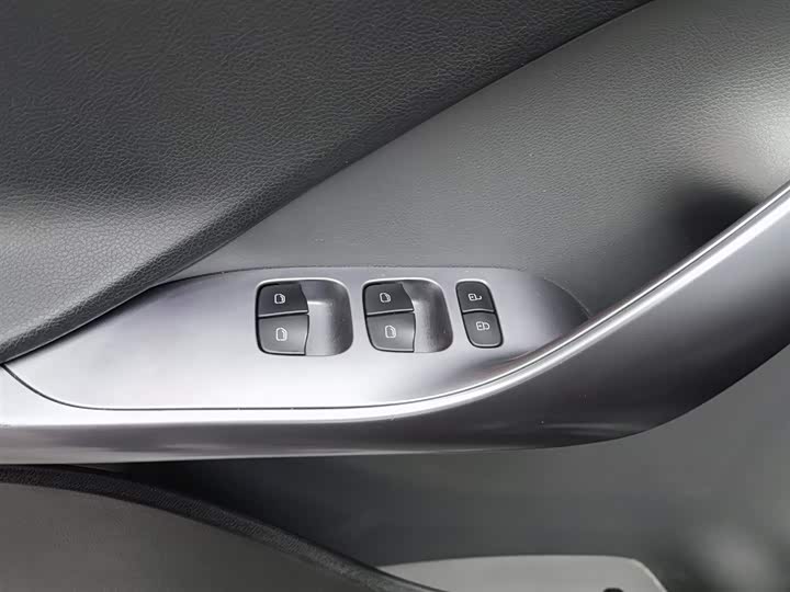 Фото 9 - Smart #1