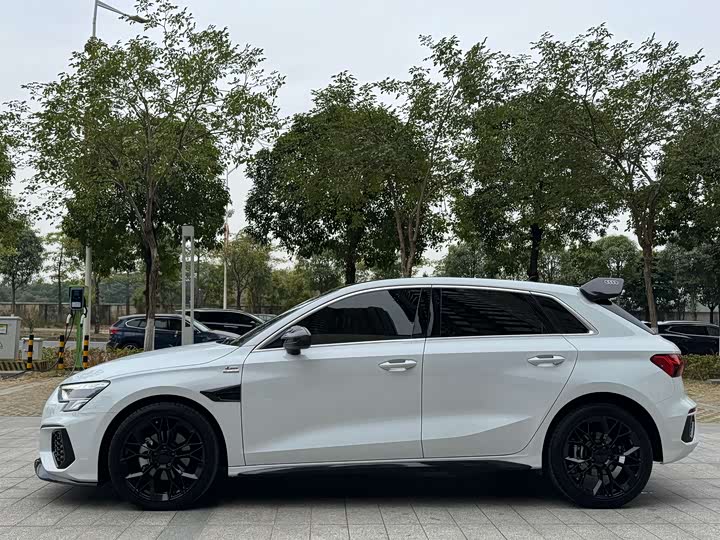 Фото 8 - Audi A3