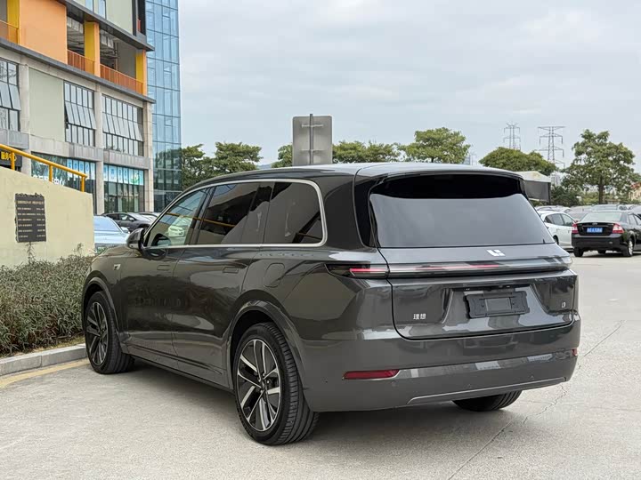 Фото 8 - LiXiang L9