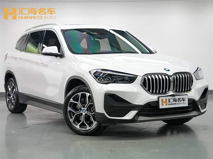 Фото 3 - BMW X1
