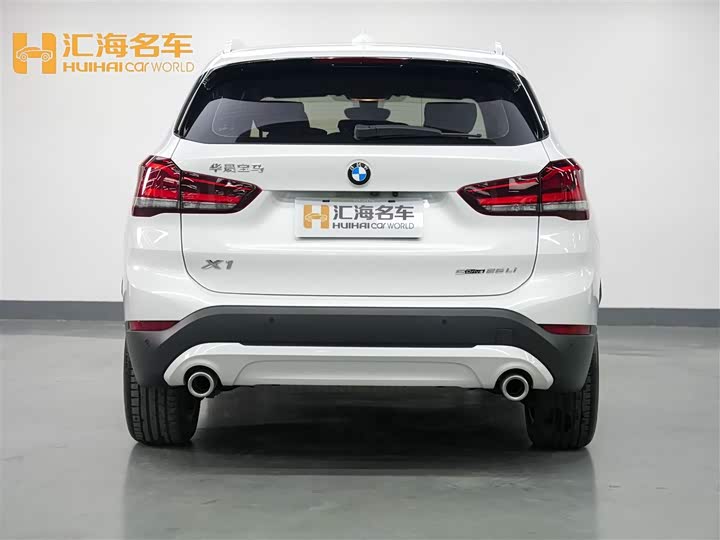 Фото 5 - BMW X1