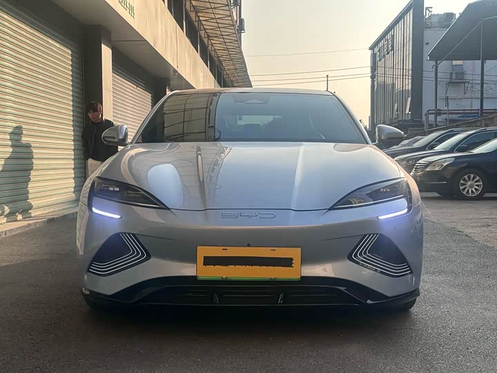 Фото 2 - BYD Seal