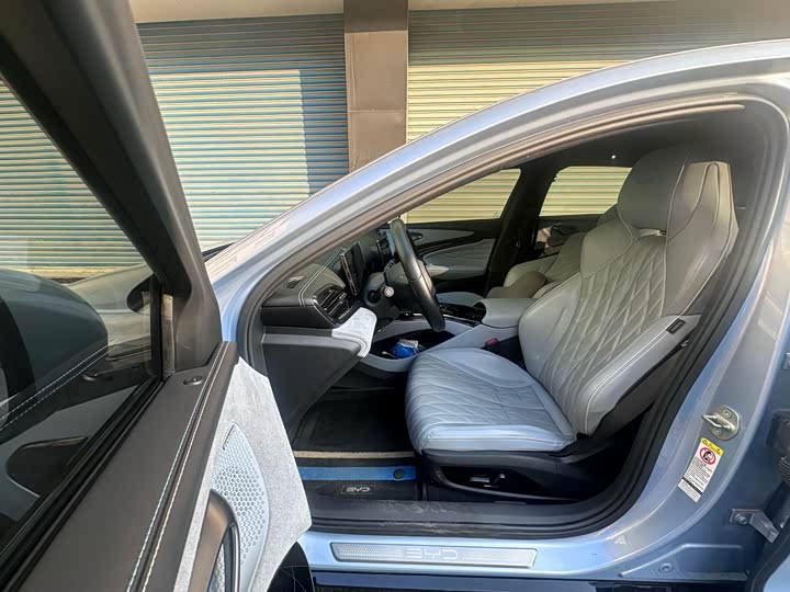 Фото 3 - BYD Seal