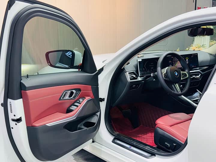 Фото 4 - BMW 3 Series