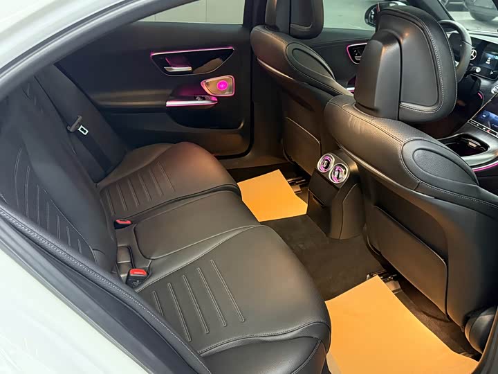 Фото 5 - Mercedes-Benz C-Class