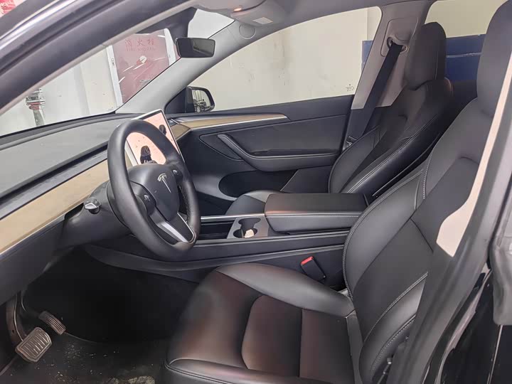 Фото 7 - Tesla Model Y