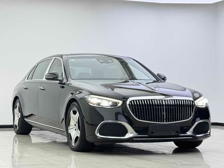Фото 2 - Mercedes-Benz Maybach S-Class
