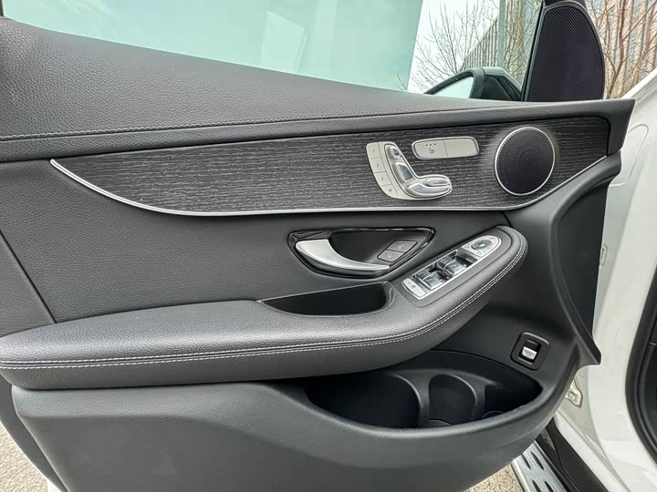 Фото 6 - Mercedes-Benz GLC-Class Coupe