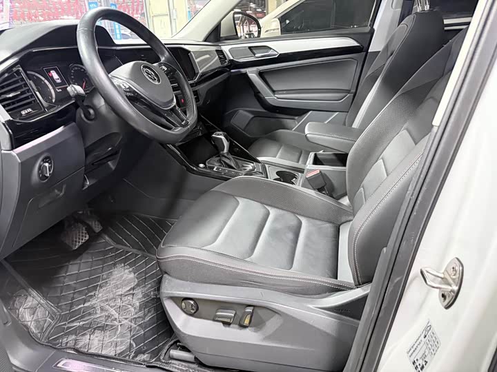 Фото 8 - Volkswagen Tayron