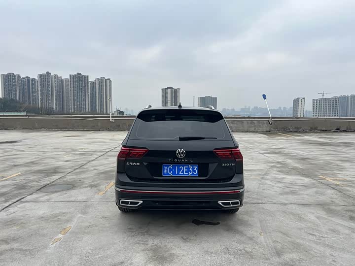 Фото 8 - Volkswagen Tiguan L Pro