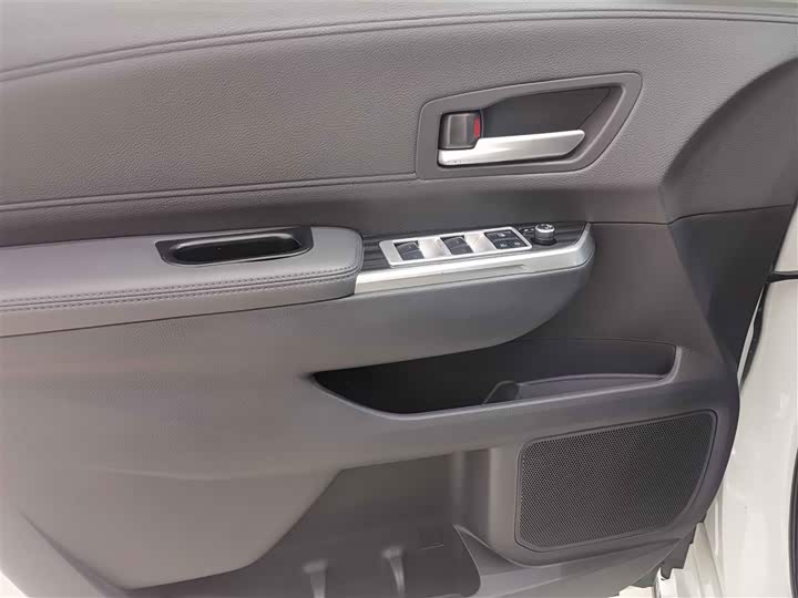 Фото 6 - Toyota Sienna